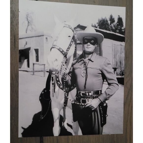 Lot 4 CLAYTON MOORE 1950s The Lone Ranger Movie Still Photos Black White Fujifil - Picture 3 of 6